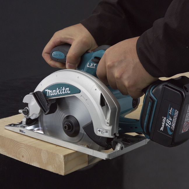 Makita xsh08 deals